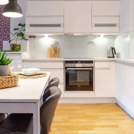 Uroczy Apartament - Angel Apartment *